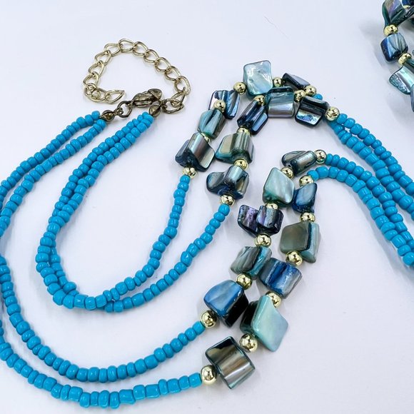 NWOT - Set - Blue Dyed Shell Turquoise Beaded 18” Gold Tone Necklace Set - Picture 6 of 10